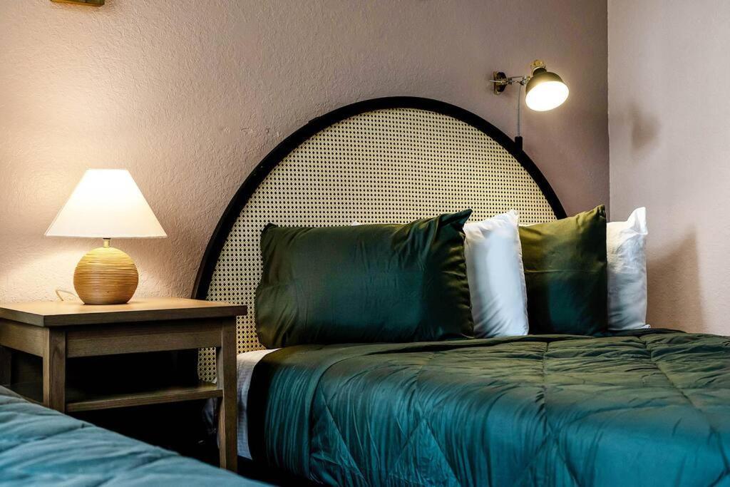 Designer Corner Suite 3Br/2Ba - Disney, Universal, Convention Center & Seaworld Ορλάντο Εξωτερικό φωτογραφία